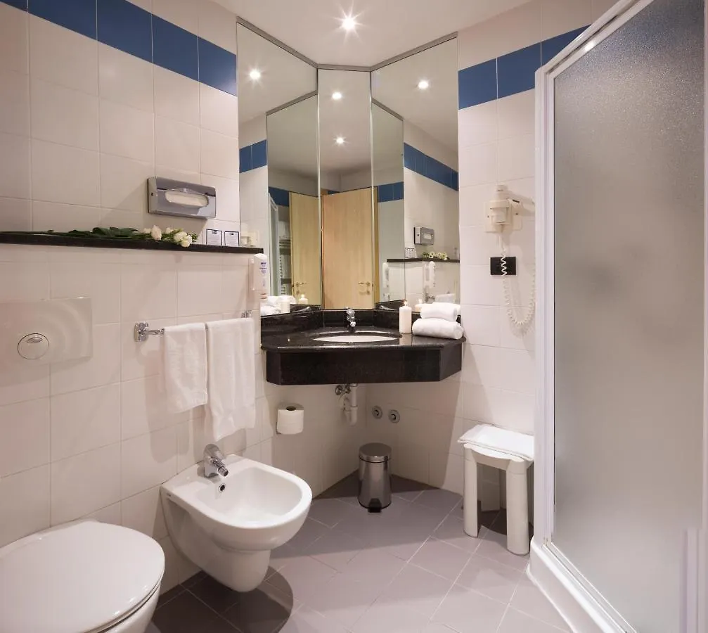 Hotel Holiday Inn Express Parma By Ihg