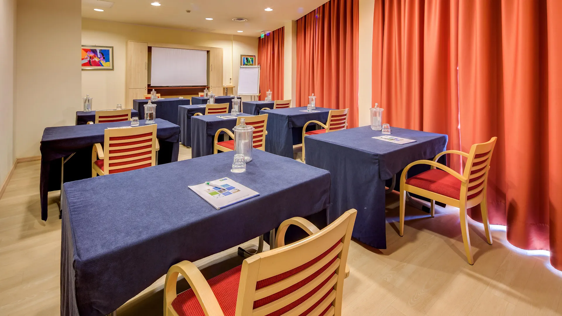 Hotel Holiday Inn Express Parma By Ihg