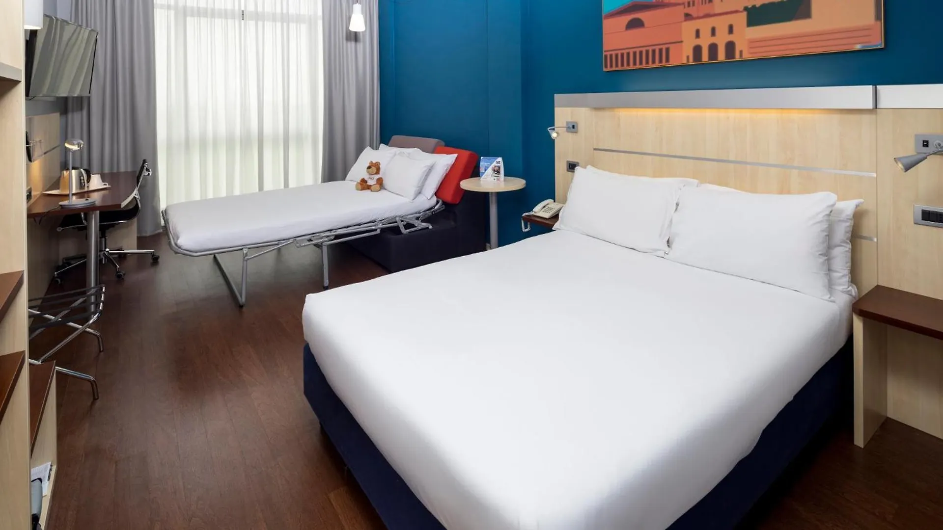 Holiday Inn Express Parma By Ihg 3*,  Italië