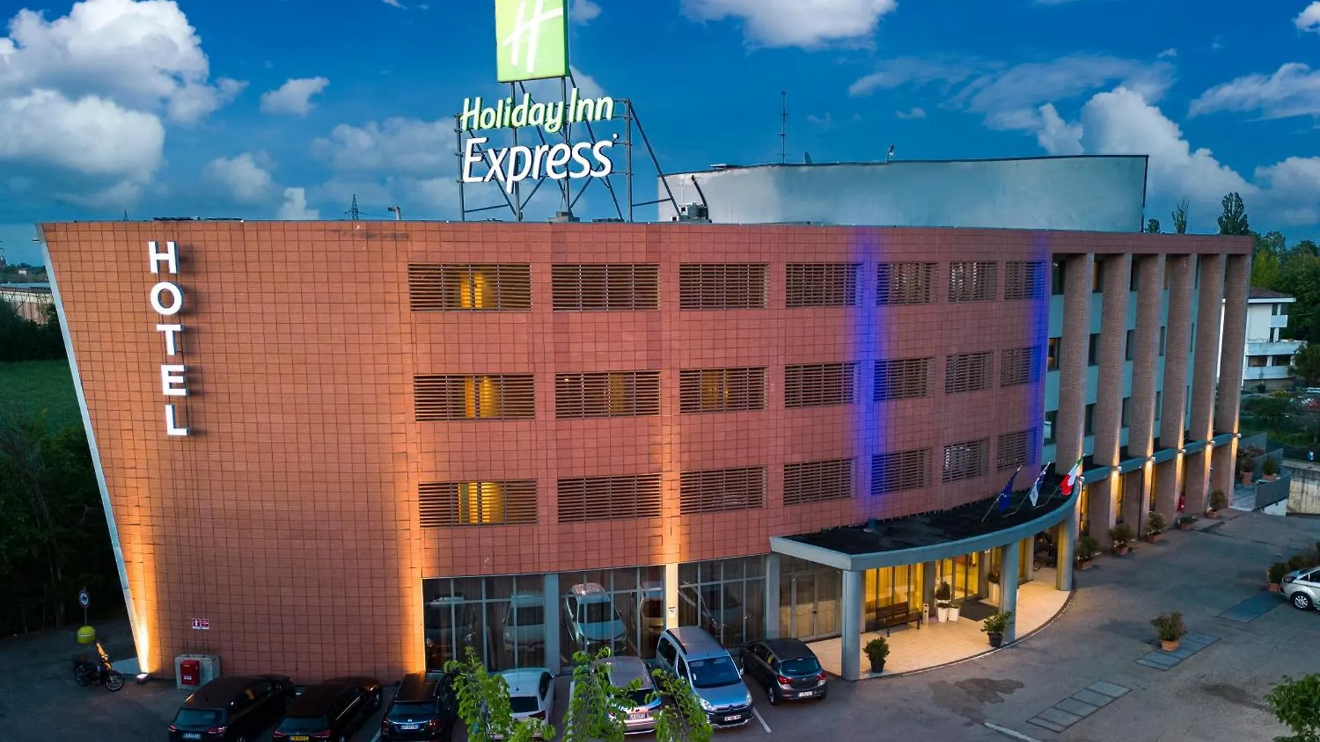Holiday Inn Express Parma By Ihg