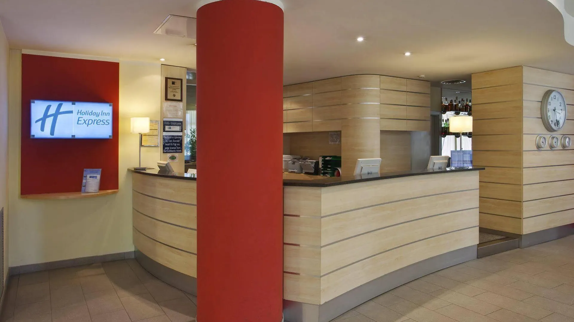 Holiday Inn Express Parma By Ihg Hotel